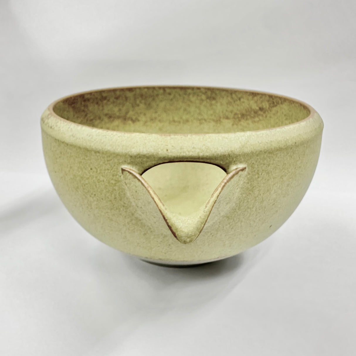 Origami Kai - Pour Wara Brown - Minoyaki Porcelain Katakuchi Matcha Bowl with Pouring Lip