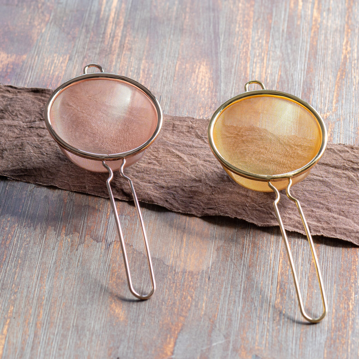Three Snow: Stainless Steel Tea Strainer (Gold) 共柄茶こし