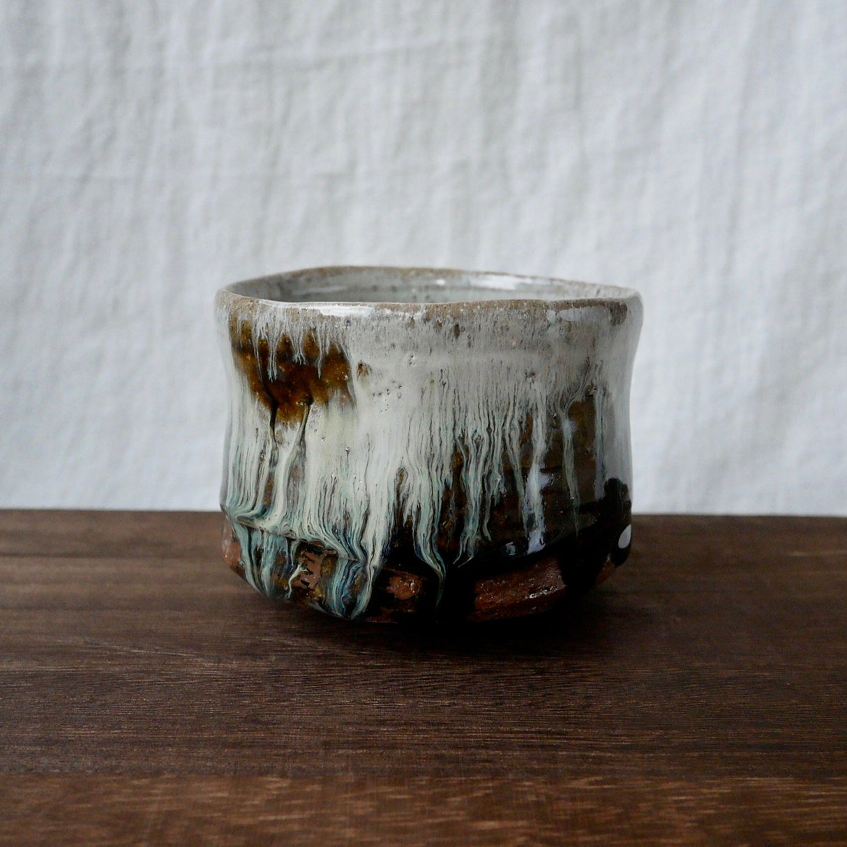 Gotanbayashi Kama: Karatsuyaki Matcha Bowl with Gift Box - tokinari.live