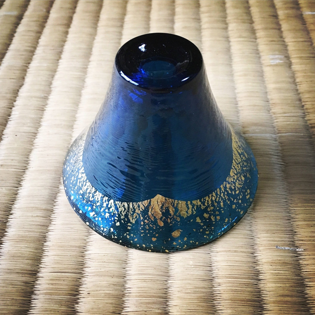 Kimoto Glass: Shofukuhai Mt. Fuji Blue Sake Glass, 65 ml - tokinari.live