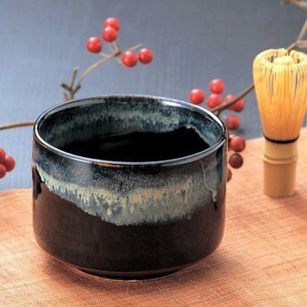 Yamaki Ikai M1412: Black Minoyaki Tenmoku Matcha Tea Bowl - tokinari.live