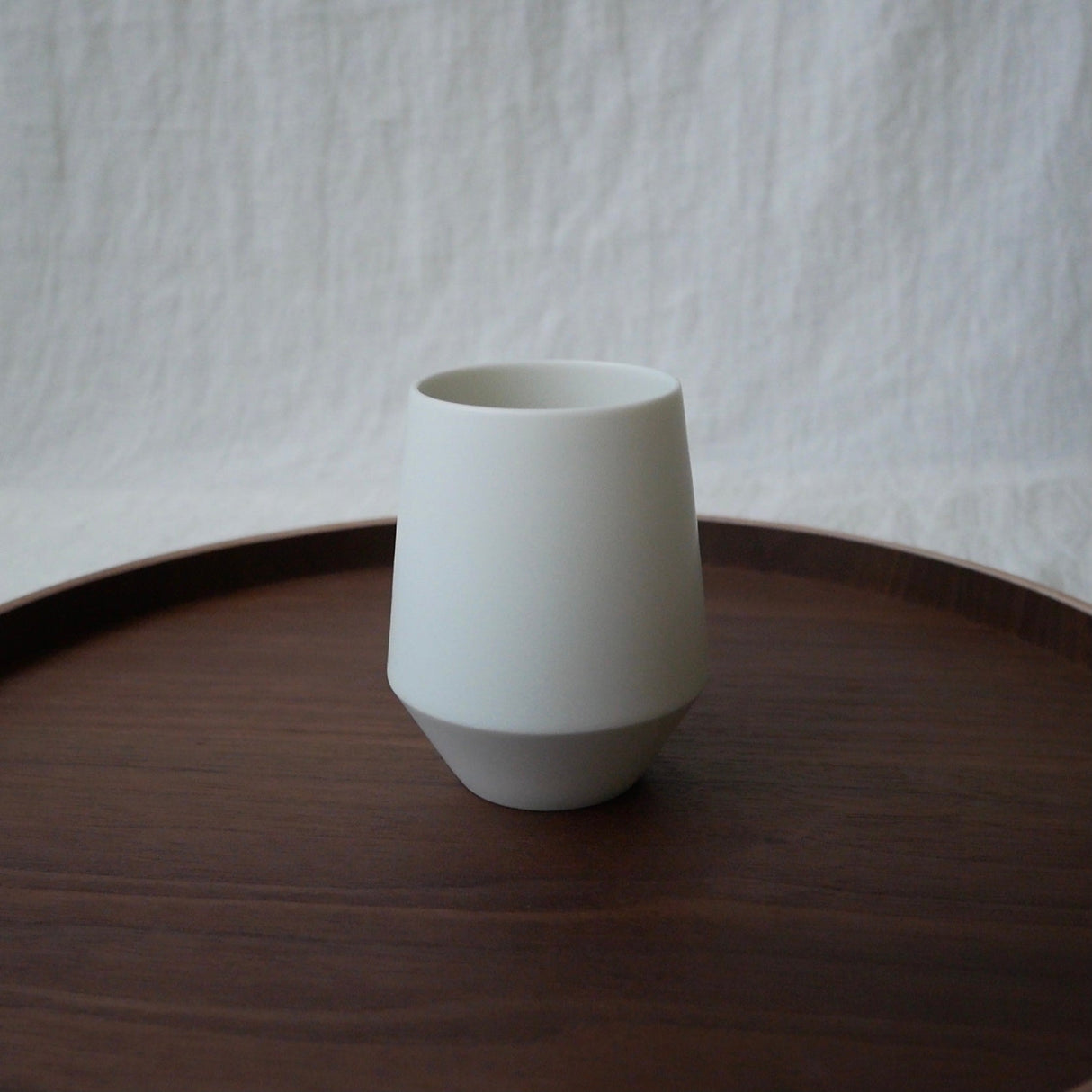 Yamani - Yamatsu Gifu: Minimalist Frustum Yunomi Tumbler, White - tokinari.live