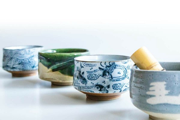 Carp in Waves Pattern Matcha Bowl in Wooden Gift Box