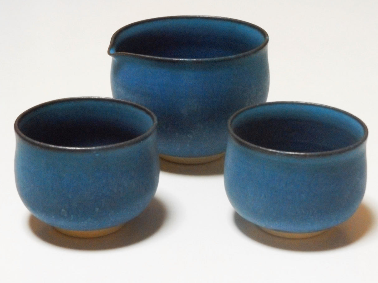 Oiso Studio: Sea Blue Katakuchi Matcha Pouring Bowl