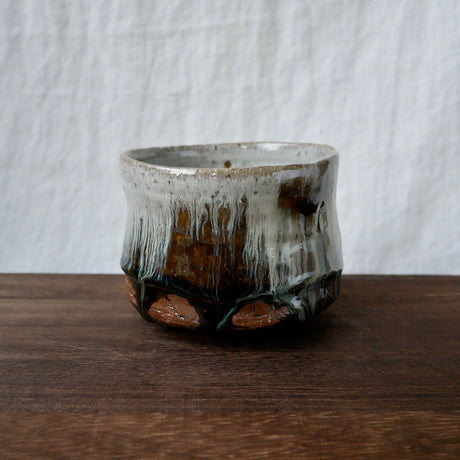 Gotanbayashi Kama: Karatsuyaki Matcha Bowl with Gift Box - tokinari.live