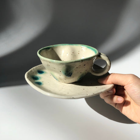 Hiroshi Hirai: Heart Shaped Cup & Saucer Set, Green Accents - tokinari.live