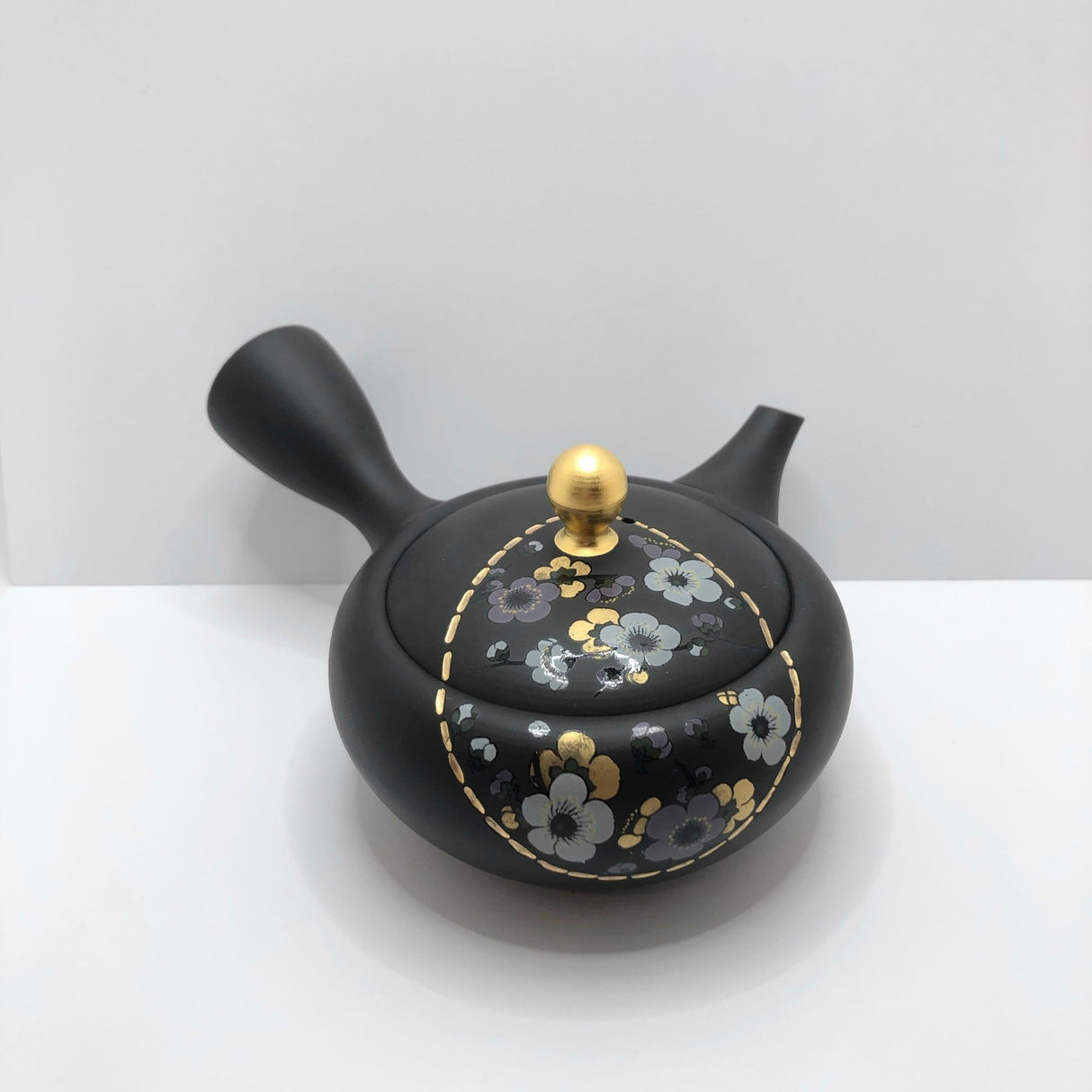 Isobe Ceramics mi123: Tokoname Kyusu Golden Sakura by Shouhou 250 ml 金彩桜 - tokinari.live