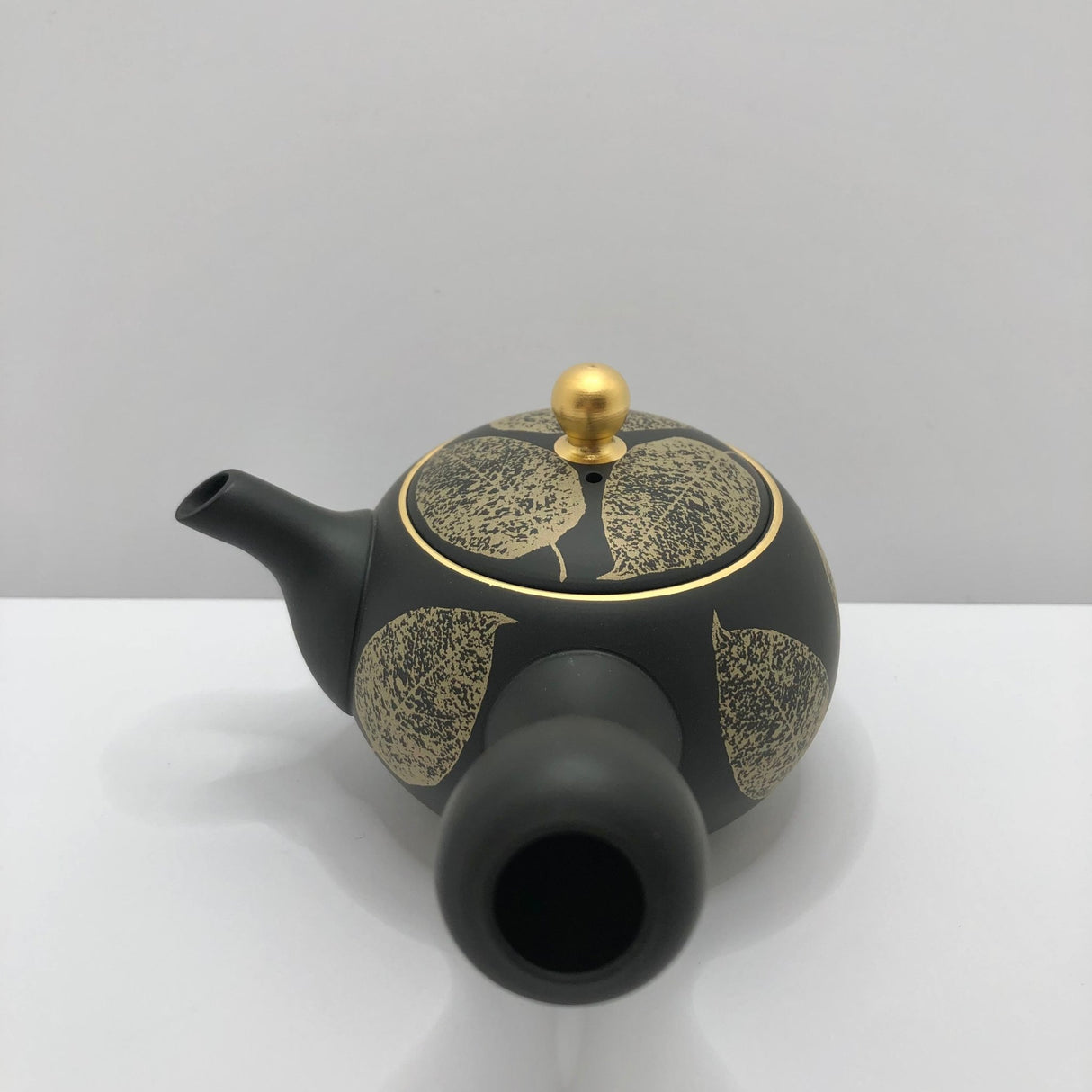 Isobe Ceramics mi124: Tokoname Kyusu Shouhou 200 ml 金彩木の葉 - tokinari.live
