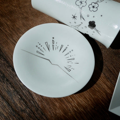 Kamigata Ryugi: Haiku Series Plate Set, Silver - tokinari.live