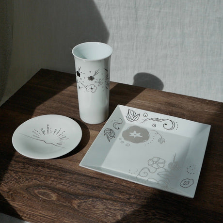 Kamigata Ryugi: Haiku Series Plate Set, Silver - tokinari.live