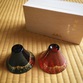 Kimoto Glass: a pair of Shofukuhai Mt.Fuji Deep Blue and Gold Red (65ml) - tokinari.live