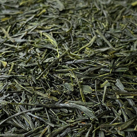 Kiyosawa Tea Gardens: Shizuoka Spring Asamushi Sencha by Konagai Chizuko - tokinari.live