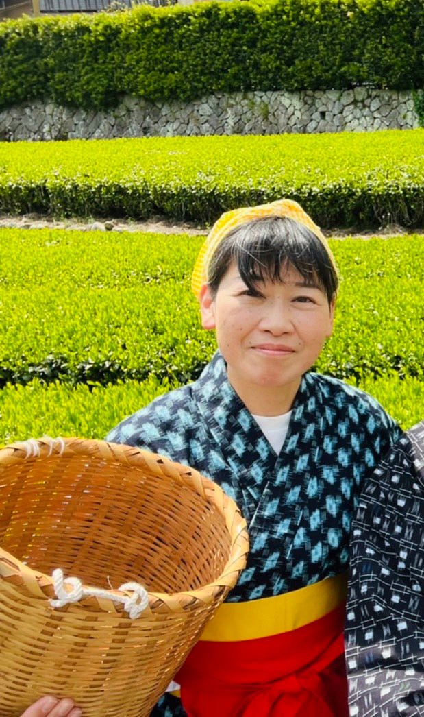 Kiyosawa Tea Gardens: Shizuoka Spring Kukihojicha Roasted Green Tea Leaf Stems by Farmer Kajiyama Yukako - tokinari.live