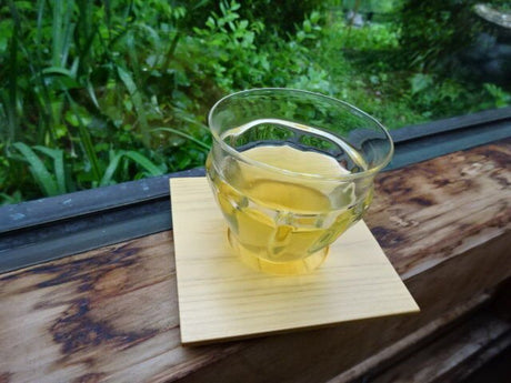 Kunitomo: Riguricha Iwakura - The Stone Throne - Handpicked Kamairicha りぐり茶 岩座 - tokinari.live