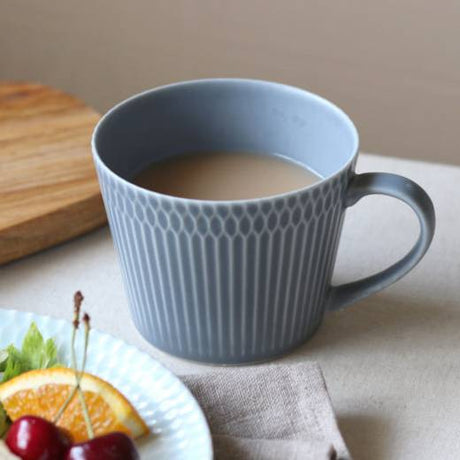 Oda Pottery: Sazanami Design Porcelain Mug Cup (Blue) 小田陶器さざなみマグカップ（ブルー） - tokinari.live