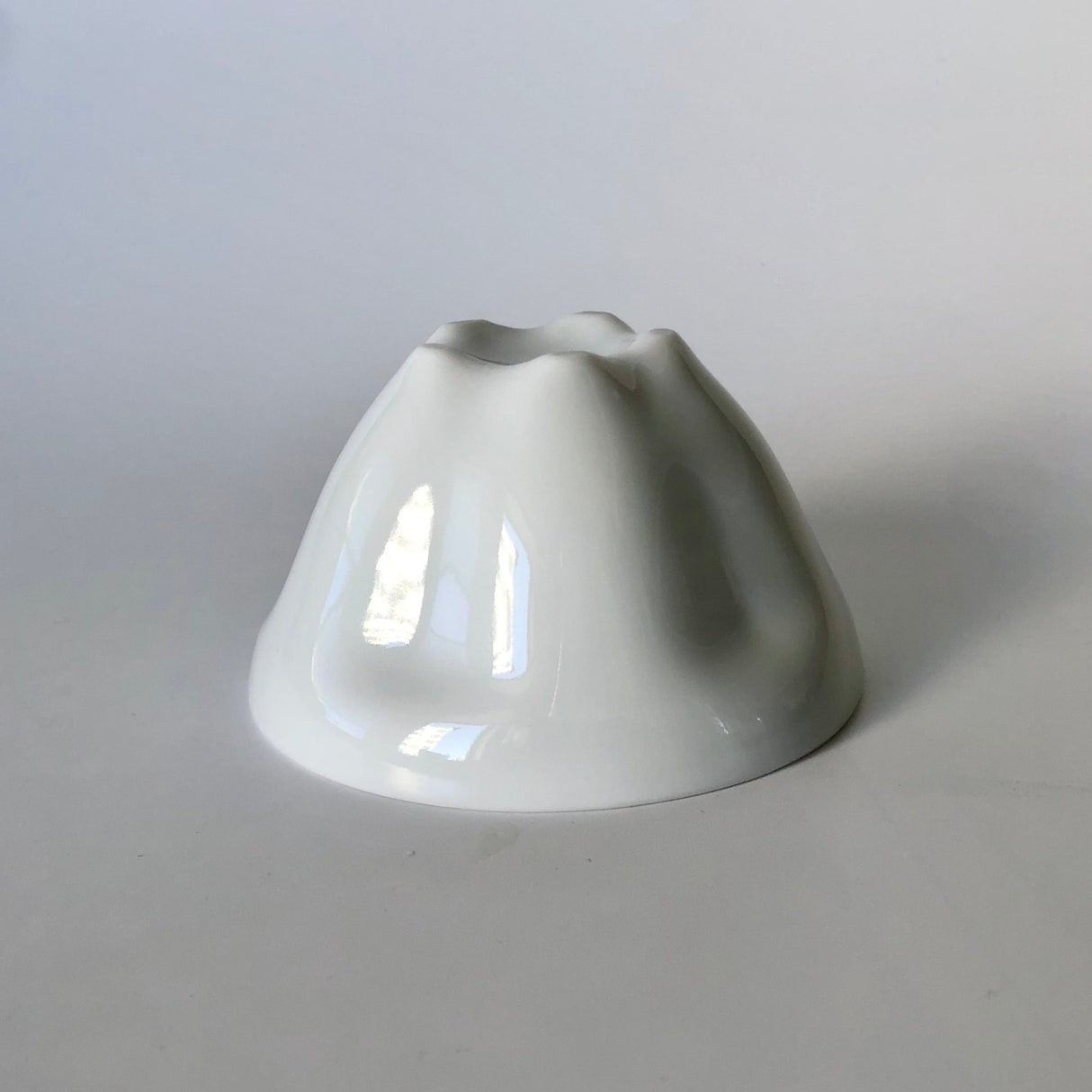 Sakura Shaped Porcelain Tea Cup - tokinari.live