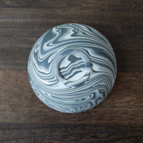 Shinro Yamamoto: Marble Porcelain Matcha Bowl 650 - tokinari.live