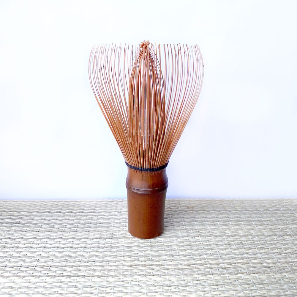 Suikaen Tanimura Yasuburo: Susudake Smoked Bamboo Shin Matcha Whisk 煤竹茶筌 真 - tokinari.live