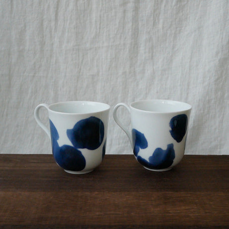 Yamani - Miyama Tableware: Blue Ink White Paired Mugs - tokinari.live