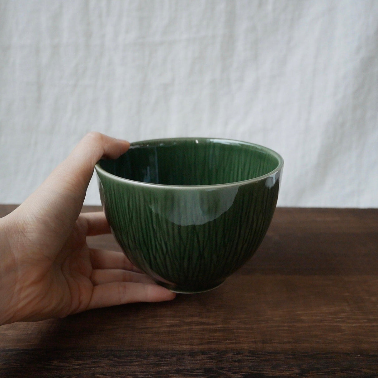 Yamani - Miyama Tableware: "Crease" Matcha Bowl Oribe Green - tokinari.live