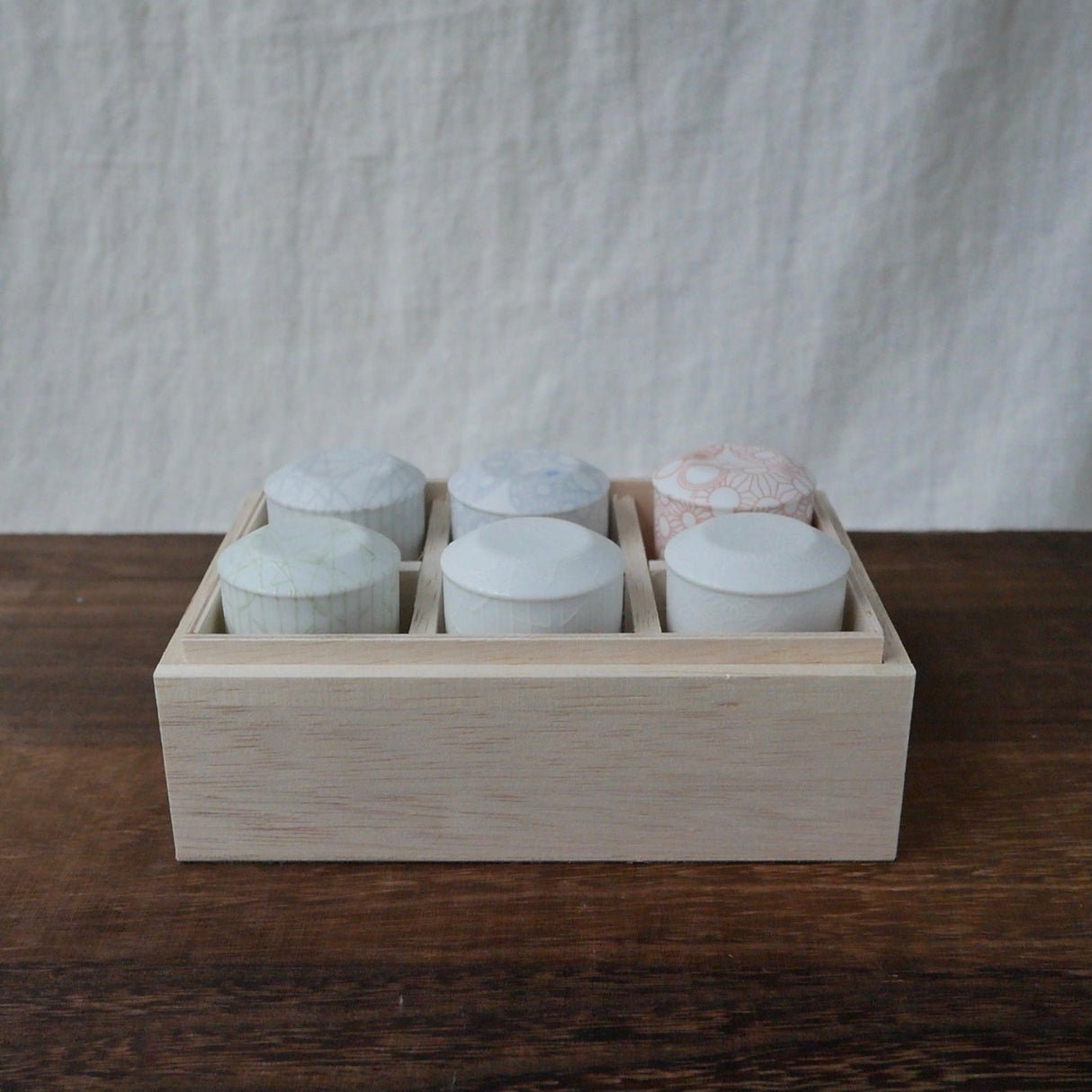 Yamani - Miyama Tableware: Sasasa Guinomi Shot Glass 6-Piece Set with Wooden Gift Box - tokinari.live