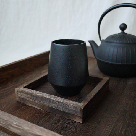 Yamani - Yamatsu Gifu: Minimalist Frustum Yunomi Tumbler, Black - tokinari.live