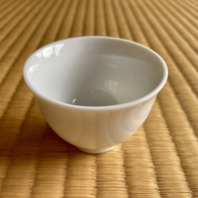 Yamatane: Tea Professional's White Porcelain Tea Cup - Small - tokinari.live