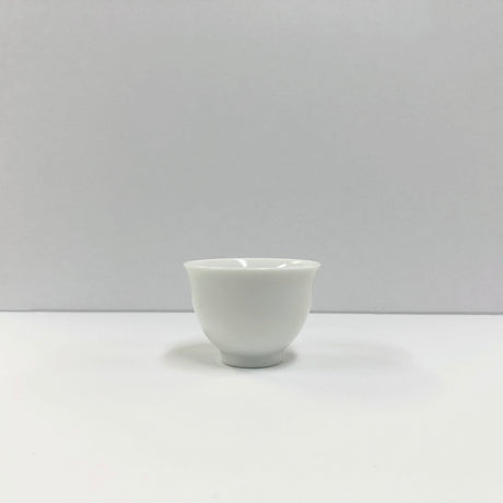 Yamatane: Tea Professional's White Porcelain Tea Cup - Small - tokinari.live